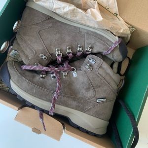 Danner Adrika hiking boot